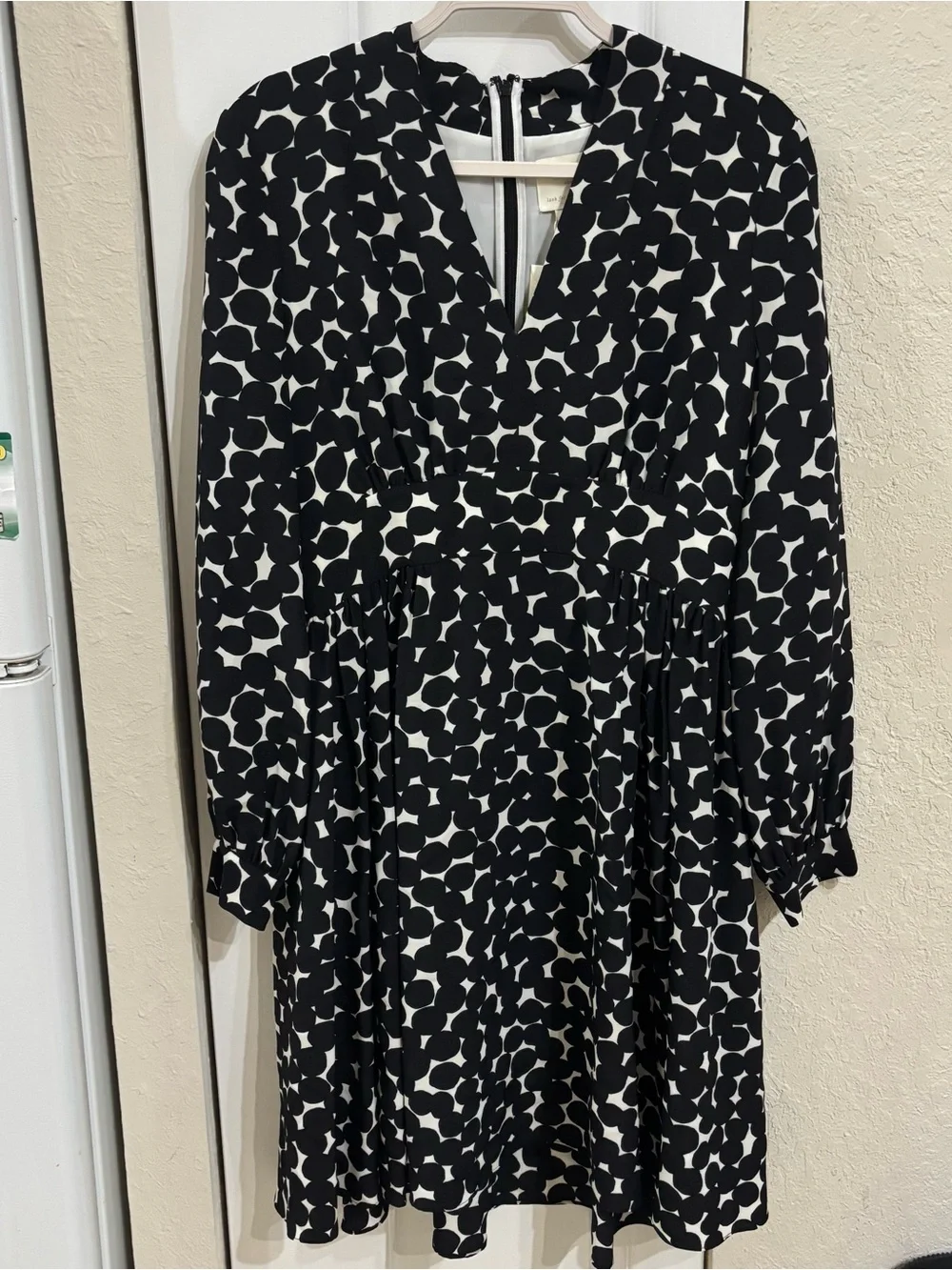 Kate Spade Blot Dot V-Neck Dress size 8